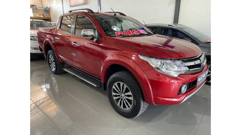 MITSUBISHI - L200 TRITON - 2018/2018 - Vermelha - R$ 148.900,00