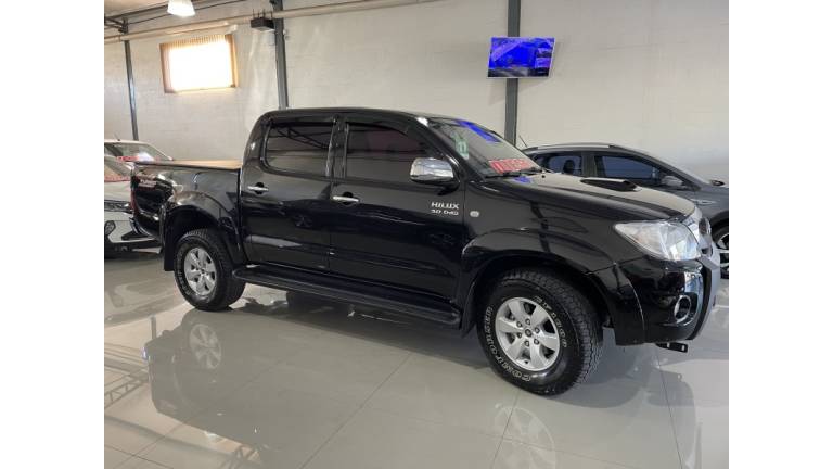 TOYOTA - HILUX - 2011/2011 - Preta - R$ 119.000,00