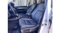 TOYOTA - HILUX - 2022/2022 - Branca - R$ 228.000,00
