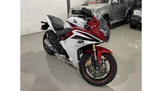 HONDA - CB 600F - 2013/2013 - Branca - R$ 39.900,00