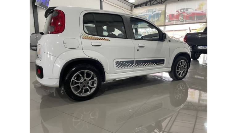 FIAT - UNO - 2013/2013 - Branca - R$ 41.900,00
