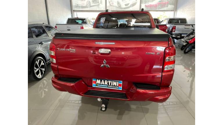 MITSUBISHI - L200 TRITON - 2018/2018 - Vermelha - R$ 148.900,00