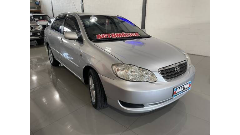 TOYOTA - COROLLA - 2003/2003 - Prata - R$ 36.900,00