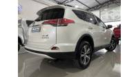 TOYOTA - RAV4 - 2018/2018 - Branca - R$ 125.000,00