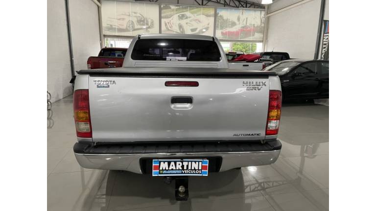 TOYOTA - HILUX - 2008/2008 - Prata - R$ 109.000,00