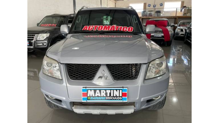 MITSUBISHI - PAJERO TR4 - 2014/2014 - Prata - R$ 68.000,00