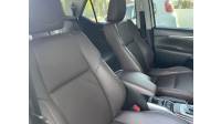 TOYOTA - HILUX SW4 - 2017/2017 - Branca - R$ 215.000,00