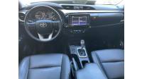 TOYOTA - HILUX - 2022/2022 - Branca - R$ 228.000,00