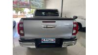 TOYOTA - HILUX - 2024/2024 - Prata - R$ 288.900,00