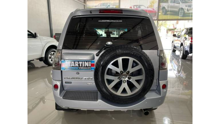 MITSUBISHI - PAJERO TR4 - 2014/2014 - Prata - R$ 68.000,00