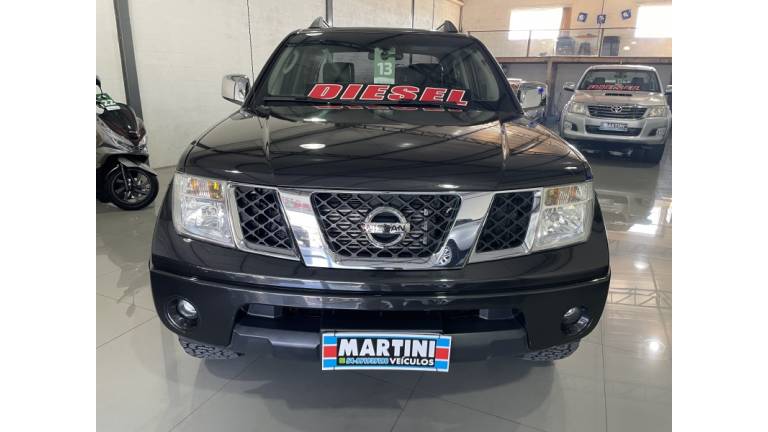 NISSAN - FRONTIER - 2013/2013 - Preta - R$ 89.900,00