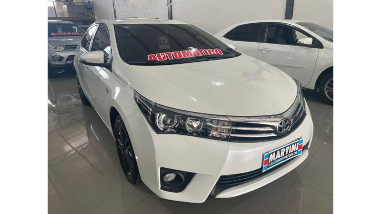 TOYOTA - COROLLA - 2015/2015 - Branca - R$ 89.900,00