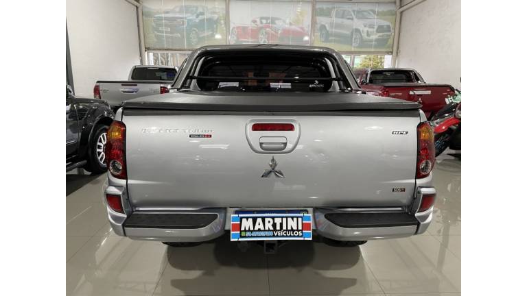 MITSUBISHI - L200 TRITON - 2017/2017 - Prata - R$ 145.000,00