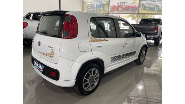 FIAT - UNO - 2013/2013 - Branca - R$ 41.900,00