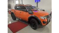 MITSUBISHI - L200 TRITON - 2015/2016 - Laranja - R$ 139.000,00