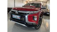 MITSUBISHI - L200 TRITON - 2023/2023 - Vermelha - R$ 220.000,00