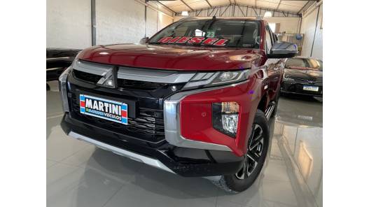 MITSUBISHI - L200 TRITON - 2023/2023 - Vermelha - R$ 220.000,00