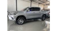 TOYOTA - HILUX - 2016/2016 - Prata - R$ 185.000,00