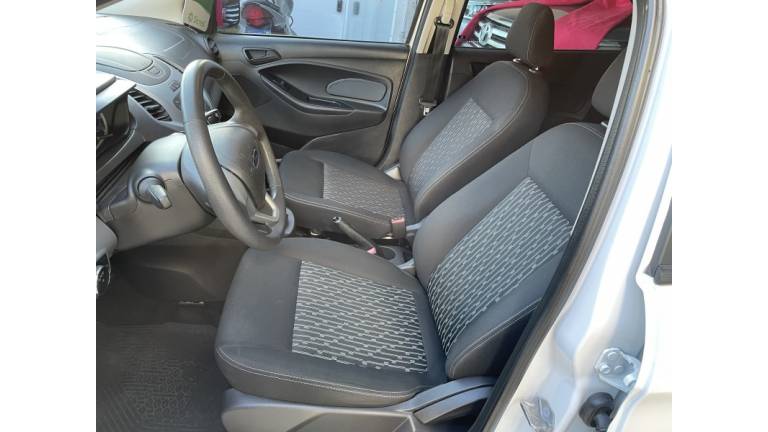 FORD - KA - 2017/2017 - Branca - R$ 42.900,00