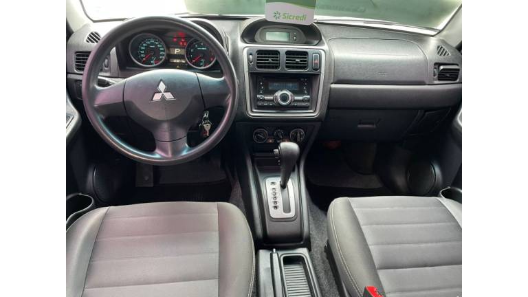 MITSUBISHI - PAJERO TR4 - 2014/2014 - Branca - R$ 61.900,00