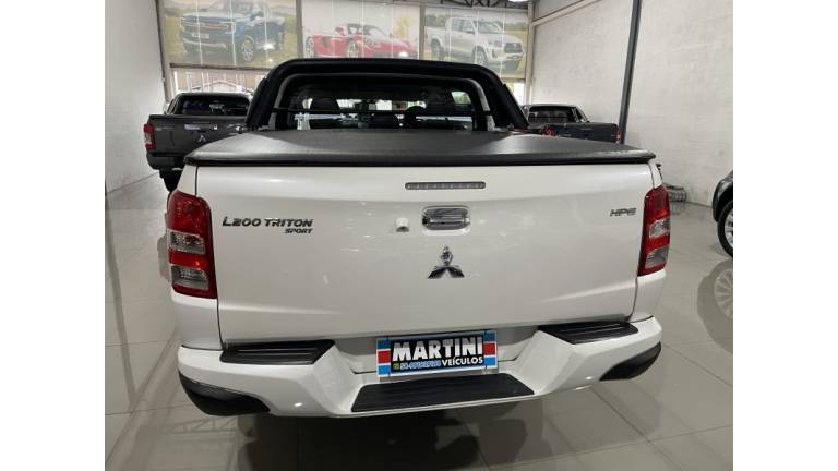 MITSUBISHI - L200 TRITON - 2019/2019 - Branca - R$ 135.000,00