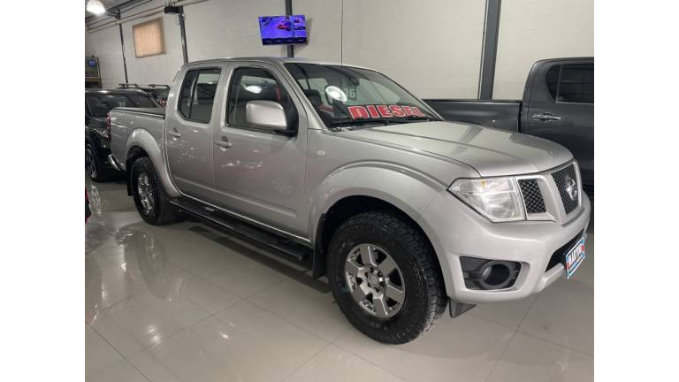 NISSAN - FRONTIER - 2016/2016 - Prata - R$ 103.900,00