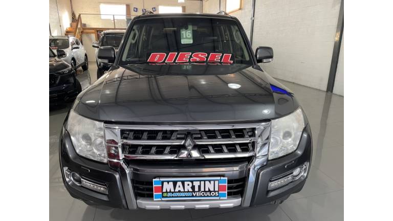 MITSUBISHI - PAJERO FULL - 2016/2016 - Cinza - R$ 168.000,00