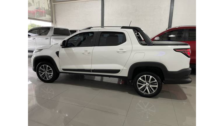 FIAT - STRADA - 2022/2022 - Branca - R$ 104.900,00