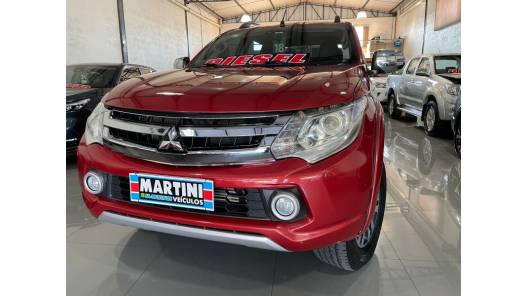 MITSUBISHI - L200 TRITON - 2018/2018 - Vermelha - R$ 148.900,00