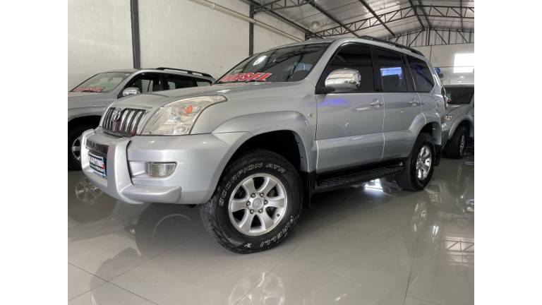 TOYOTA - LAND CRUISER PRADO - 2006/2006 - Prata - R$ 105.900,00