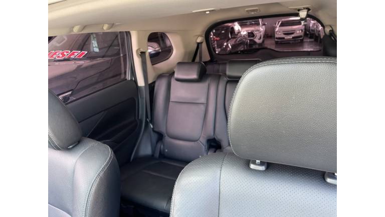 MITSUBISHI - OUTLANDER - 2016/2016 - Prata - R$ 99.000,00