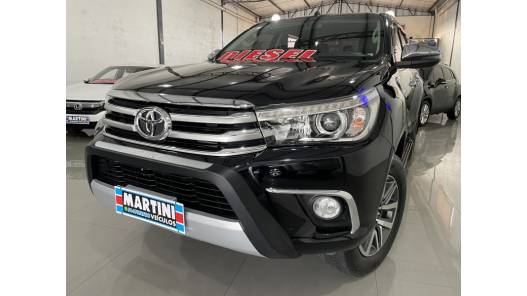 TOYOTA - HILUX - 2017/2017 - Preta - R$ 189.900,00