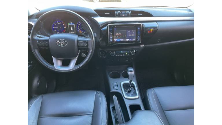 TOYOTA - HILUX - 2018/2018 - Preta - R$ 182.000,00