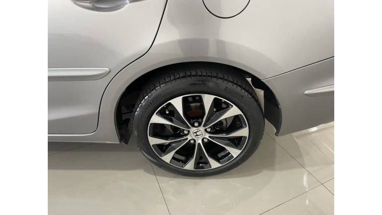 HONDA - CIVIC - 2016/2016 - Cinza - R$ 89.900,00