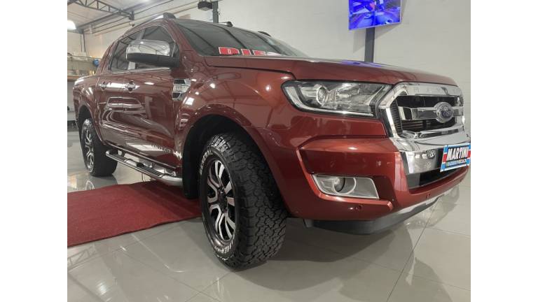 FORD - RANGER - 2017/2017 - Vermelha - R$ 149.000,00