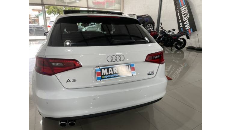 AUDI - A3 - 2014/2014 - Branca - R$ 87.000,00