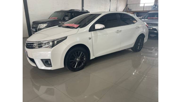 TOYOTA - COROLLA - 2015/2015 - Branca - R$ 89.900,00