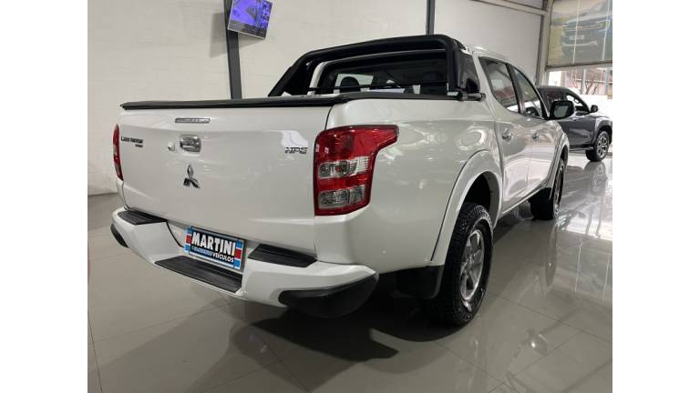 MITSUBISHI - L200 TRITON - 2019/2019 - Branca - R$ 135.000,00