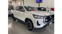 TOYOTA - HILUX - 2022/2022 - Branca - R$ 228.000,00