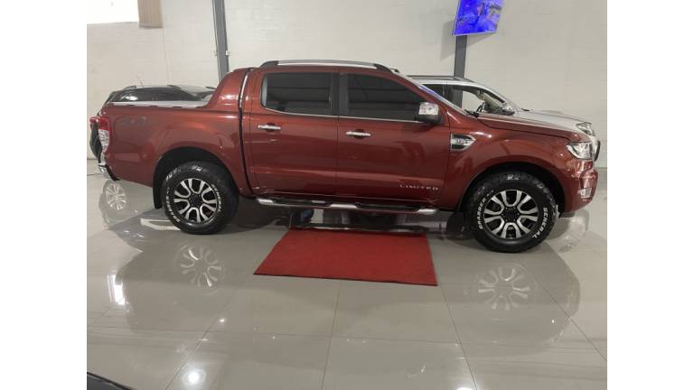 FORD - RANGER - 2017/2017 - Vermelha - R$ 149.000,00