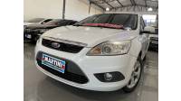 FORD - FOCUS - 2012/2012 - Branca - R$ 51.900,00