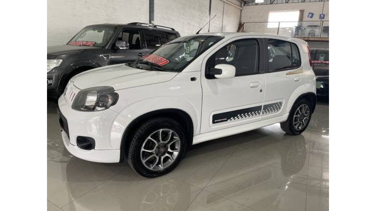 FIAT - UNO - 2013/2013 - Branca - R$ 41.900,00