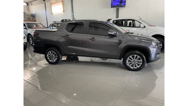 FIAT - STRADA - 2024/2025 - Cinza - R$ 111.900,00