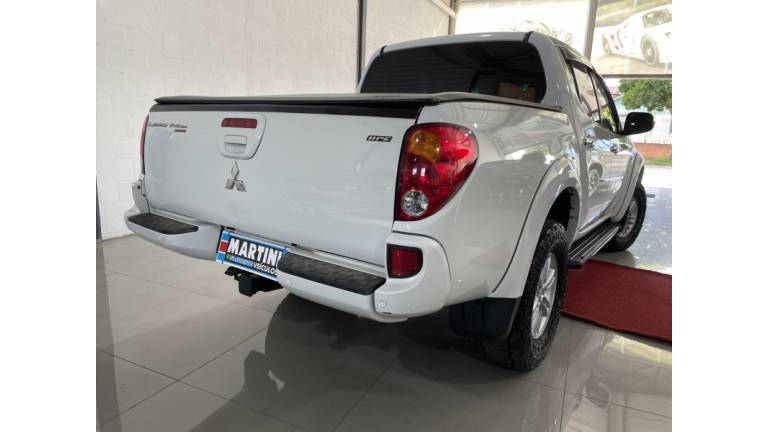 MITSUBISHI - L200 TRITON - 2015/2015 - Branca - R$ 127.000,00