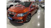 CHEVROLET - ONIX - 2013/2013 - Laranja - R$ 47.800,00