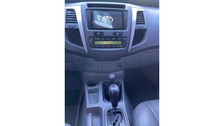 TOYOTA - HILUX - 2011/2011 - Preta - R$ 119.000,00