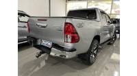 TOYOTA - HILUX - 2019/2019 - Prata - R$ 210.000,00