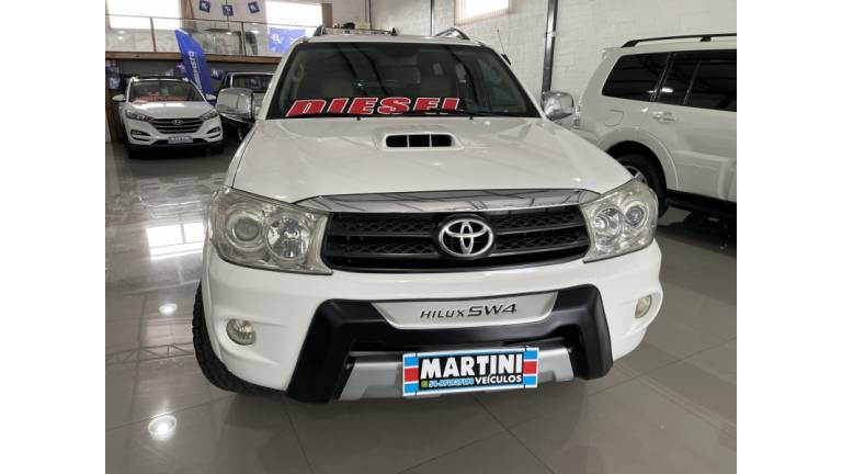 TOYOTA - HILUX SW4 - 2009/2009 - Branca - R$ 114.000,00