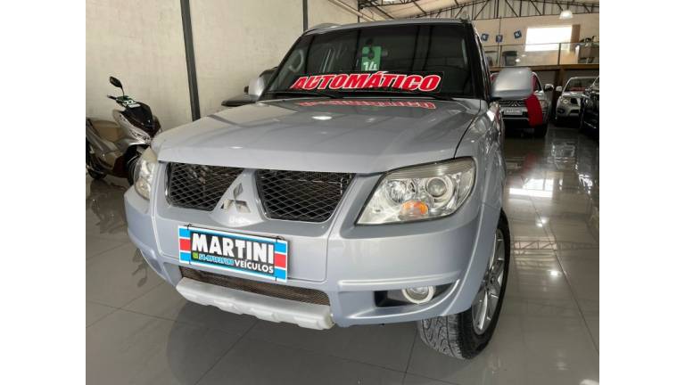 MITSUBISHI - PAJERO TR4 - 2014/2014 - Prata - R$ 68.000,00