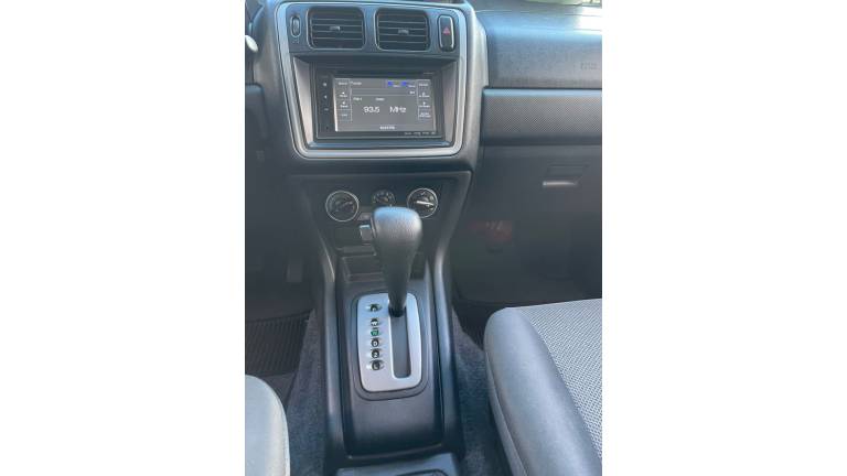 MITSUBISHI - PAJERO TR4 - 2014/2014 - Prata - R$ 68.000,00